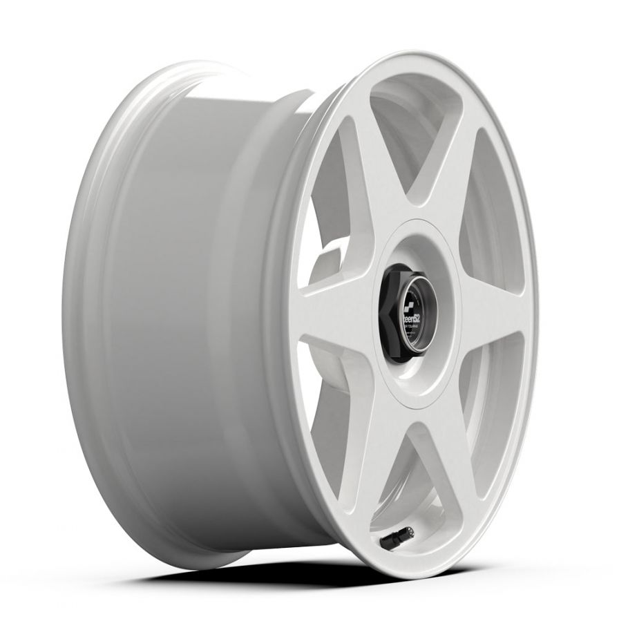 fifteen52<br>Tarmac Evo - Rally White (18x8.5)